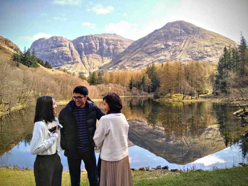 Three friends during a luxury private guided tour of Scotland